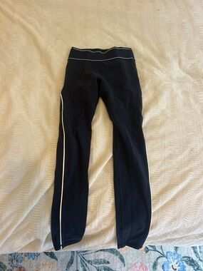 Aritzia leggings